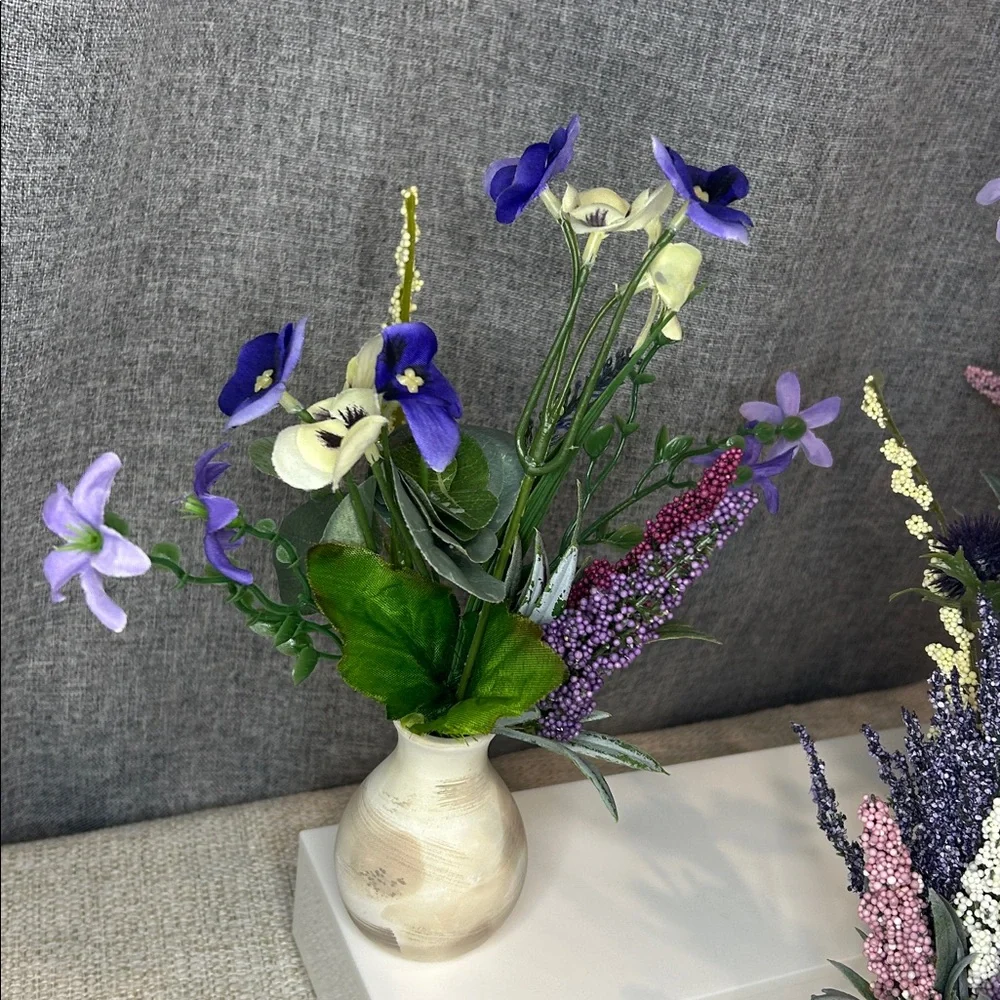 Ceramic Vase Set with Flowers